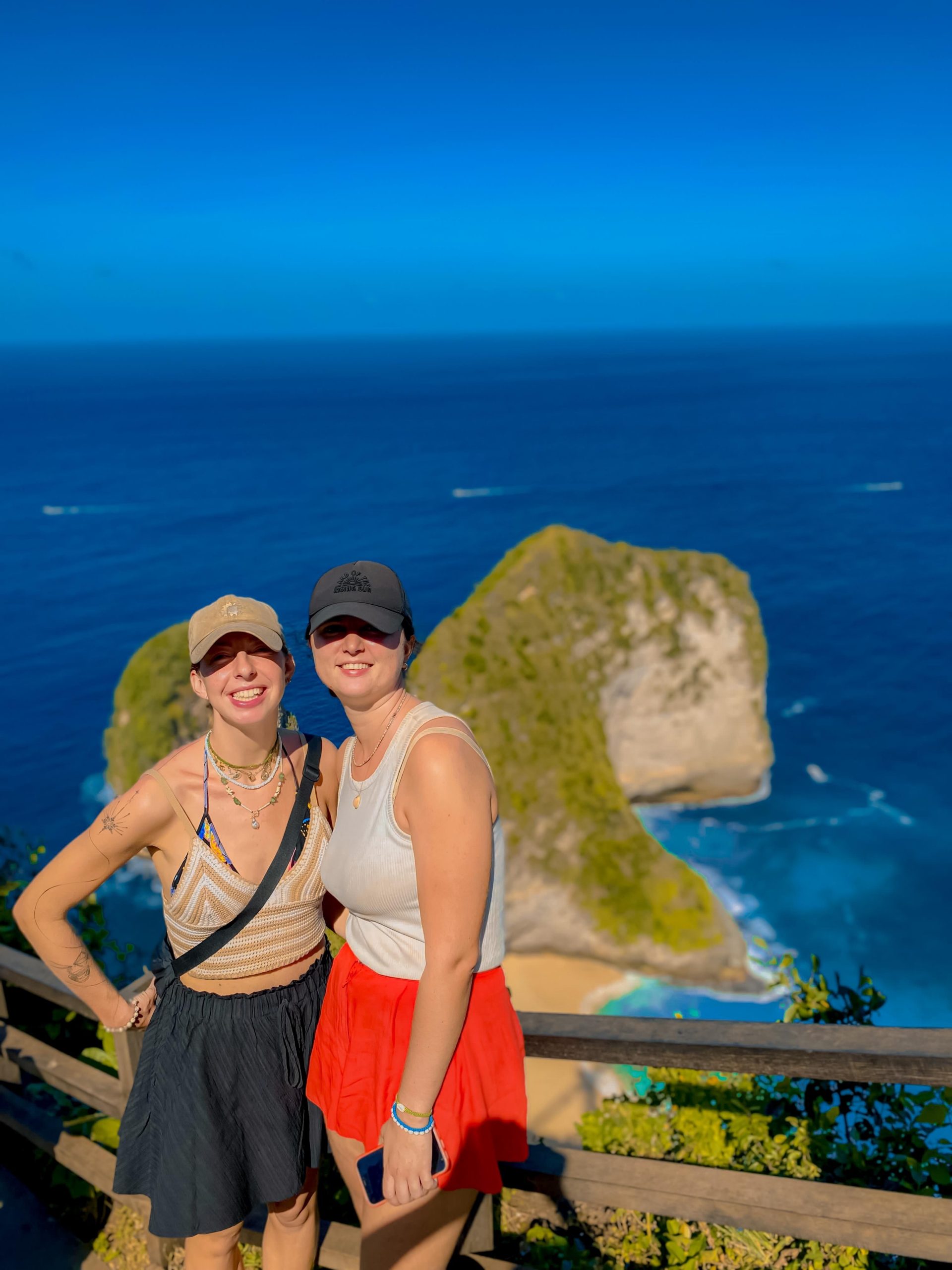 7b7e01be-6dbb-4680-884a-da474e1bfcbc