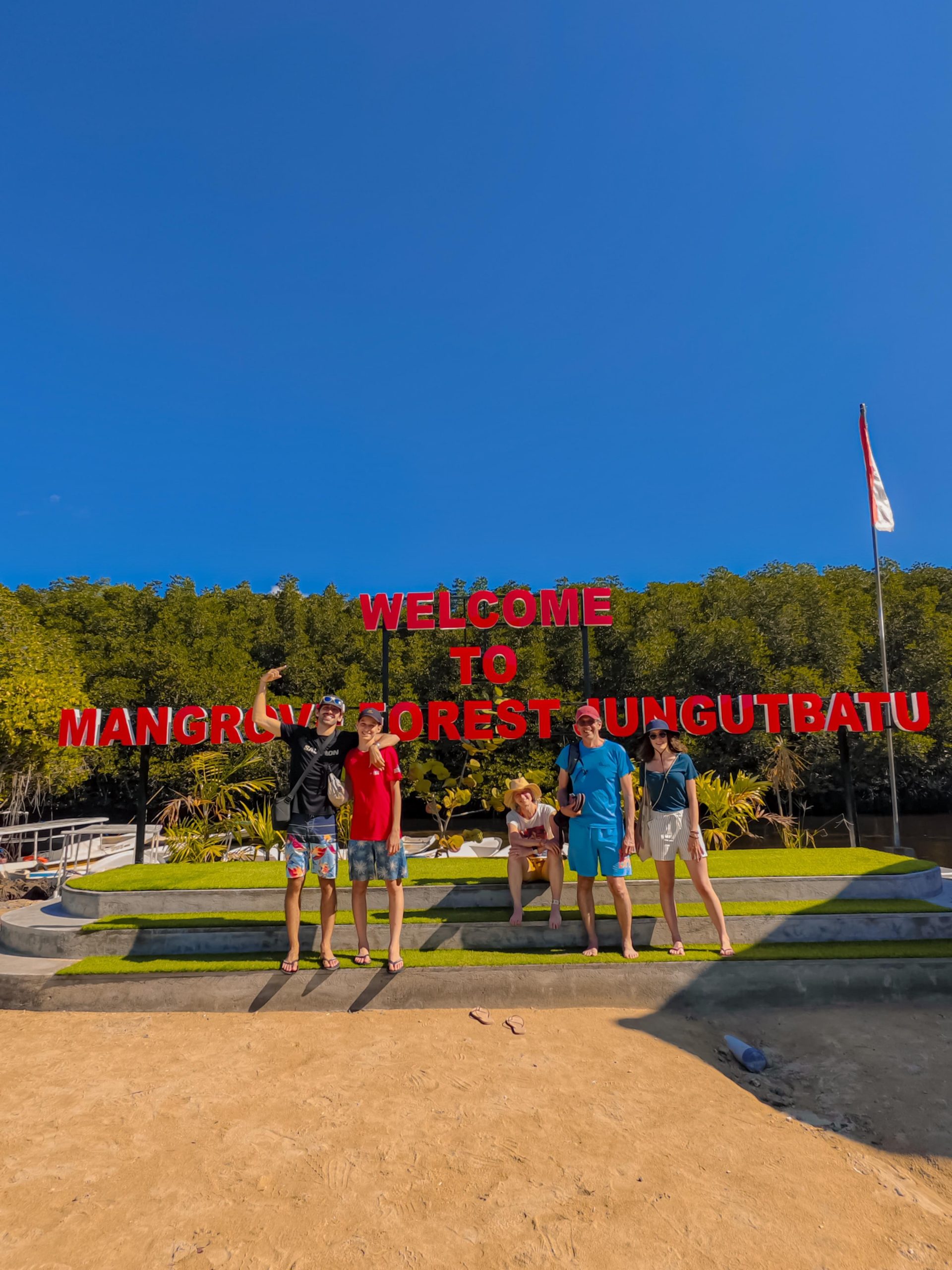 8ba45c9b-94be-4c54-be42-13602fd20d9a